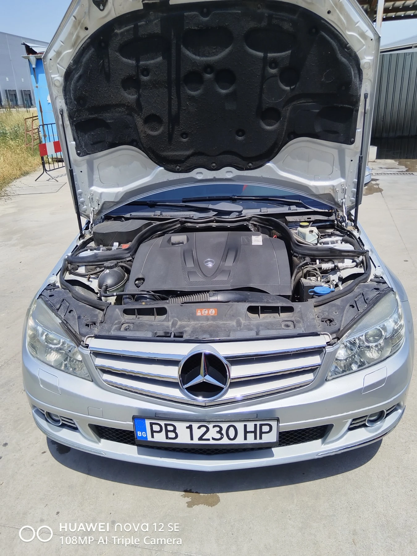 Mercedes-Benz C 220, снимка 5 - Автомобили и джипове - 55391428