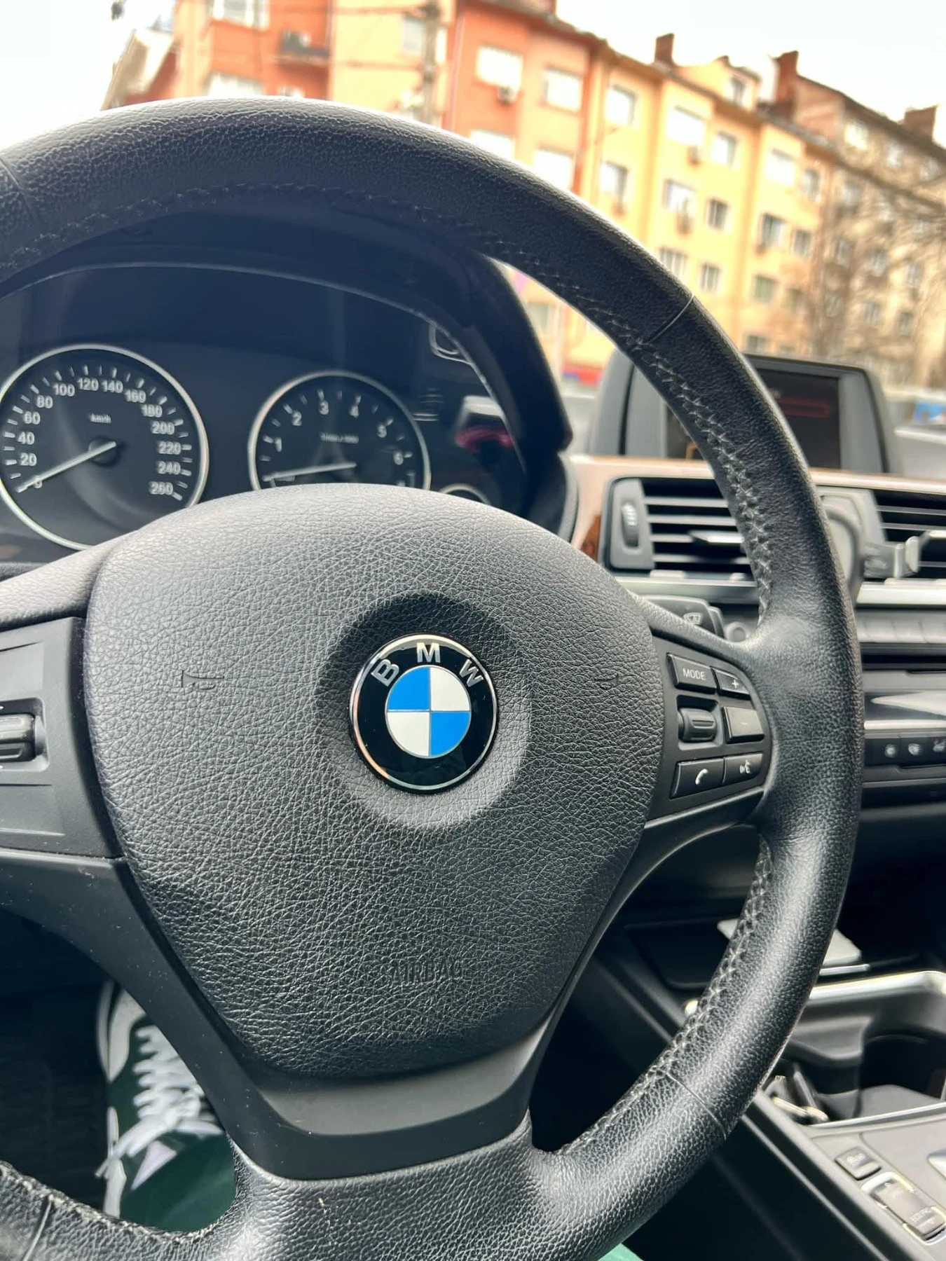 BMW 328 Ixdrive, снимка 5 - Автомобили и джипове - 55431524