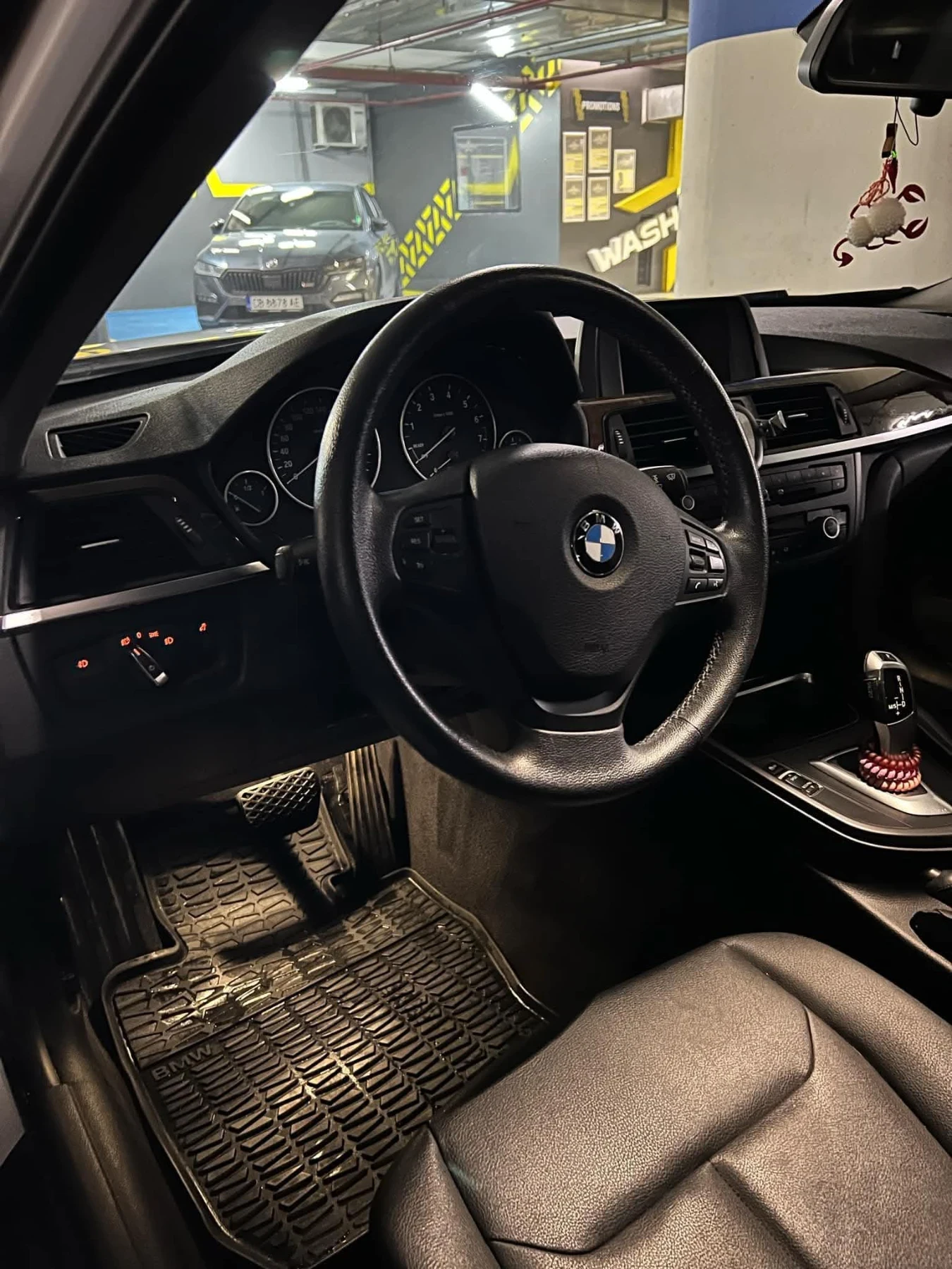 BMW 328 Ixdrive, снимка 7 - Автомобили и джипове - 55431524