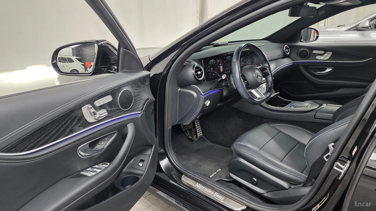Mercedes-Benz E 220 4MATIC/AMG-LINE/DRIVE-ASSISTS/SUNROOF | Mobile.bg � ����������� 6
