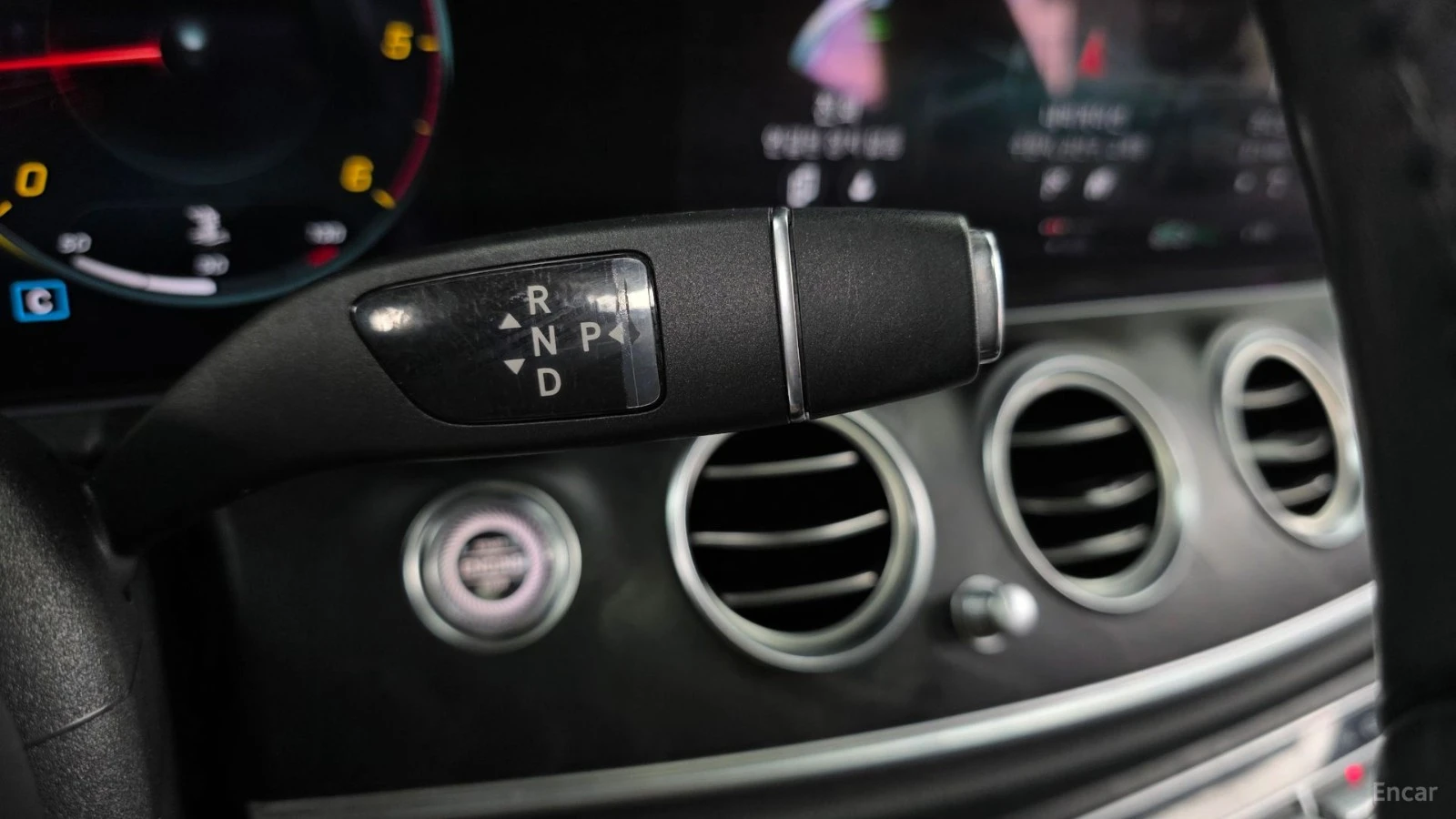Mercedes-Benz E 220 4MATIC/AMG-LINE/DRIVE-ASSISTS/SUNROOF | Mobile.bg � ����������� 11