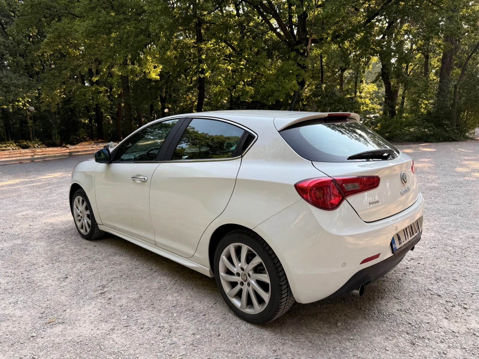 Alfa Romeo Giulietta 2.0 JTDM, снимка 5 - Автомобили и джипове - 55734782