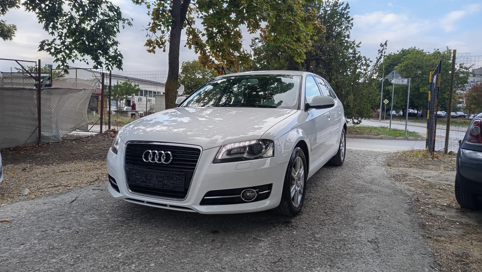 Audi A3 1.6TDI FACELIFT LED EURO 5, снимка 2 - Автомобили и джипове - 56259309