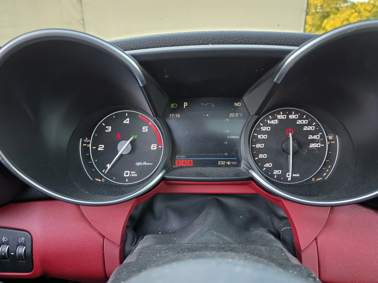 Alfa Romeo Giulia 2.2TD Q4 AWD veloce | Mobile.bg � ����������� 14