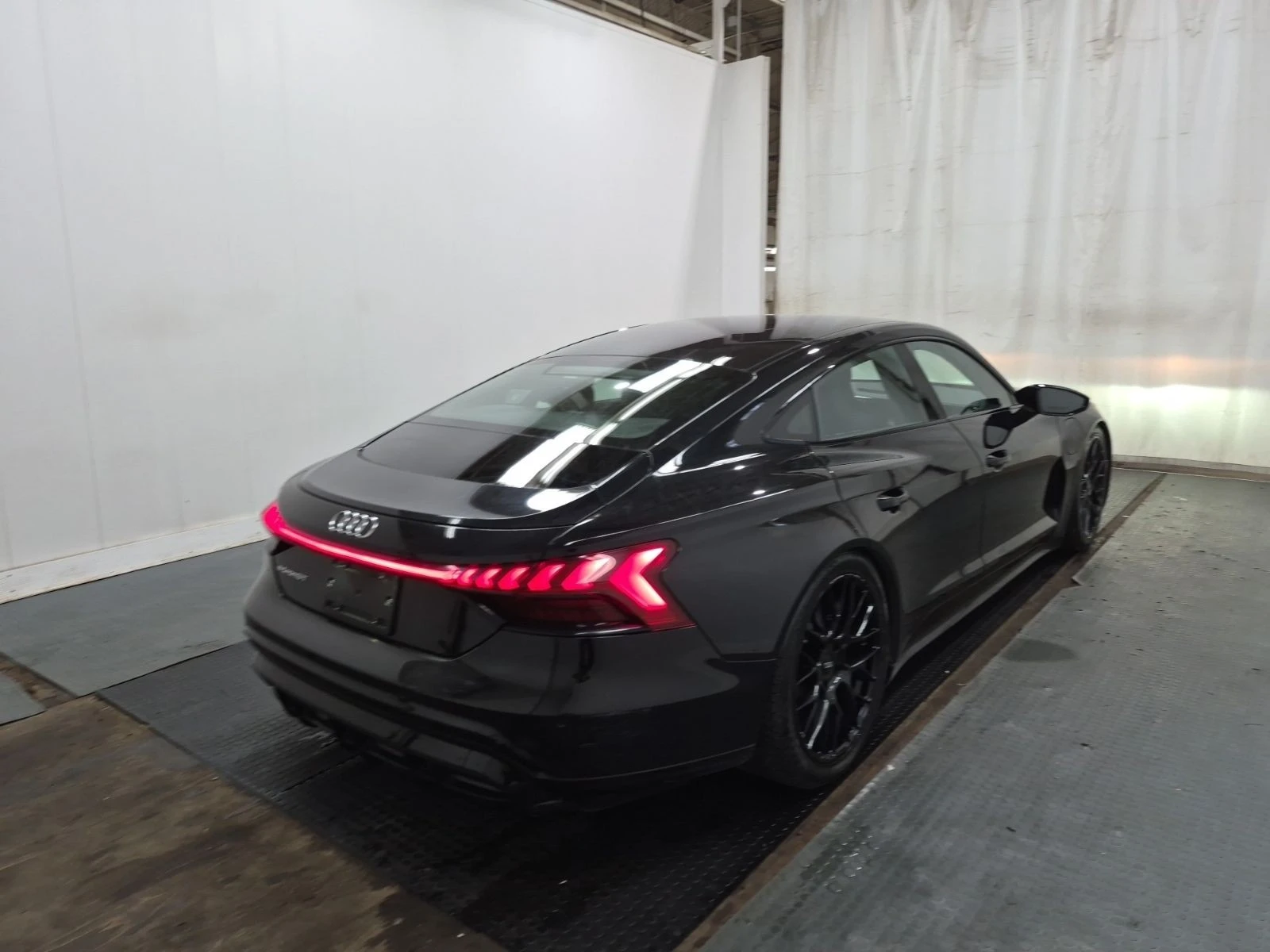 Audi E-Tron GT ���� �� �������� & ���������� | Mobile.bg � ����������� 5
