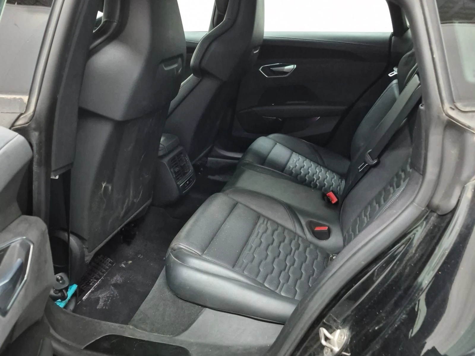 Audi E-Tron GT ���� �� �������� & ���������� | Mobile.bg � ����������� 14