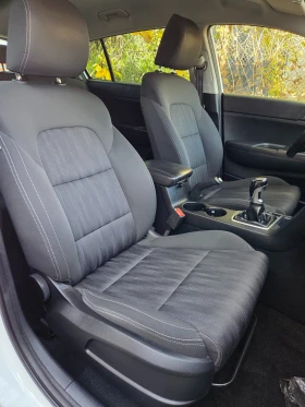Обява за продажба на Kia Sportage Бяла перла 1.7CRDi* NAVI* CAMERA* TOP*  ~22 999 лв. - изображение 11 | Auto.bg Обява за продажба на Kia Sportage Бяла перла 1.7CRDi* NAVI* CAMERA* TOP*  ~22 999 лв. - изображение 11