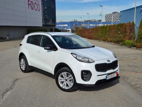 Обява за продажба на Kia Sportage Бяла перла 1.7CRDi* NAVI* CAMERA* TOP*  ~22 999 лв. - изображение 7 | Auto.bg Обява за продажба на Kia Sportage Бяла перла 1.7CRDi* NAVI* CAMERA* TOP*  ~22 999 лв. - изображение 7