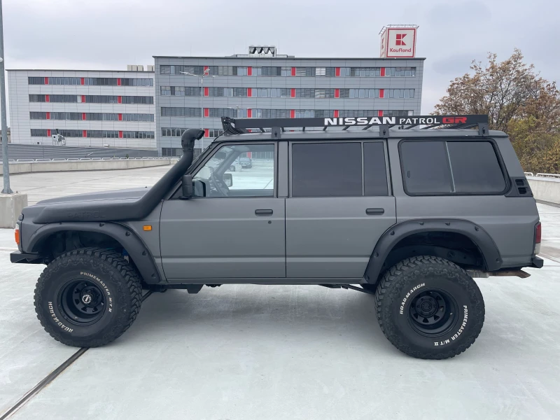 Nissan Patrol GR, снимка 5 - Автомобили и джипове - 47824612