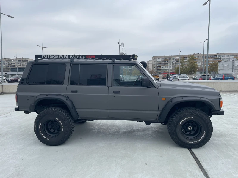 Nissan Patrol GR, снимка 1 - Автомобили и джипове - 47824612