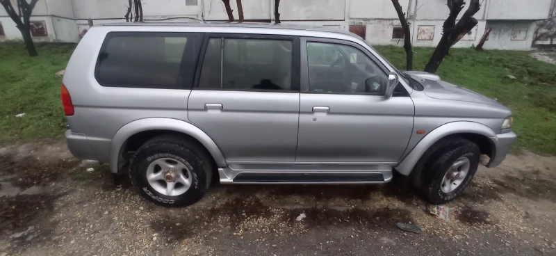 Mitsubishi Pajero sport 2.5, снимка 7 - Автомобили и джипове - 48434986