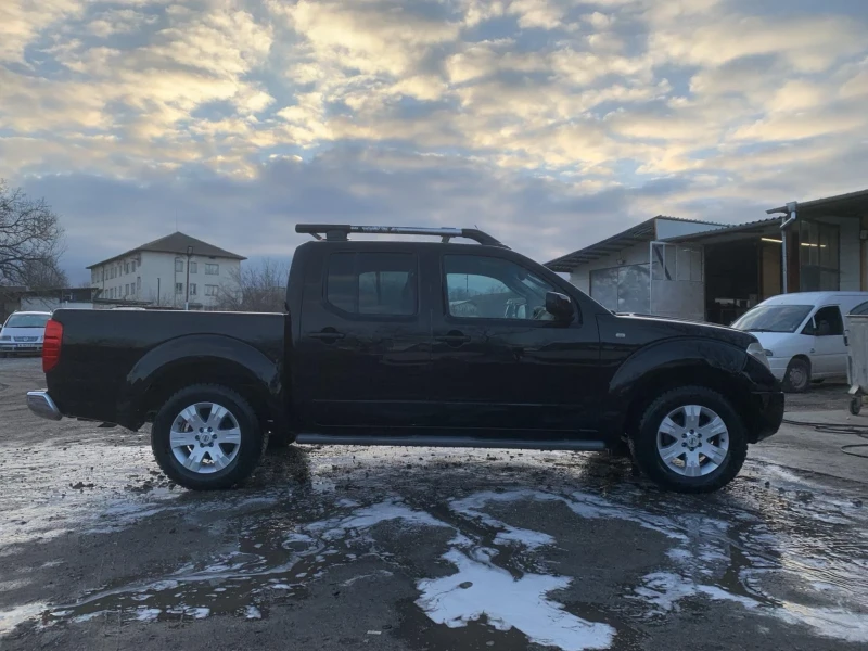 Nissan Navara, снимка 3 - Автомобили и джипове - 49069835