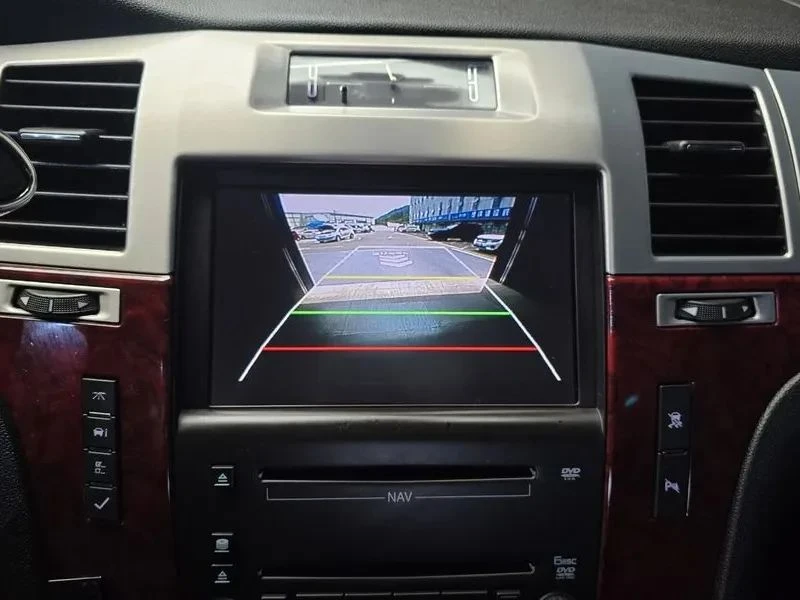 Cadillac Escalade, снимка 15 - Автомобили и джипове - 56690480