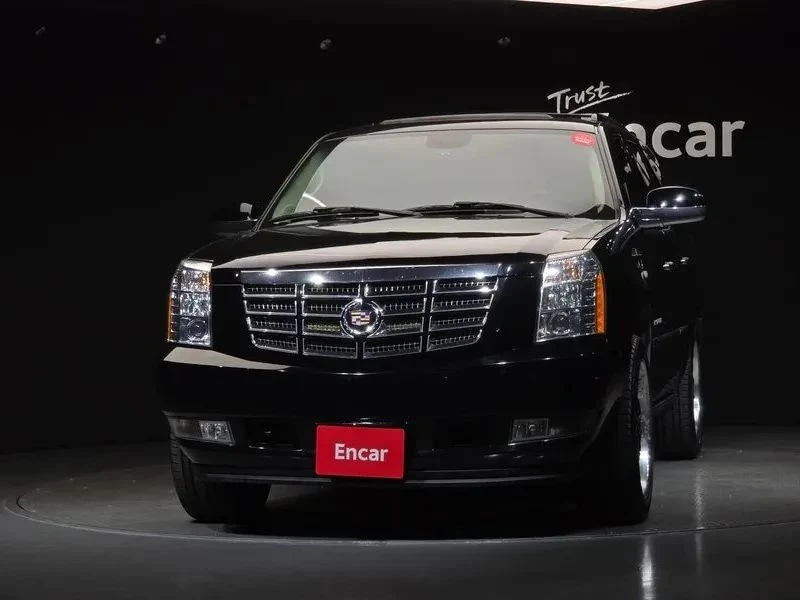 Cadillac Escalade, снимка 3 - Автомобили и джипове - 56690480