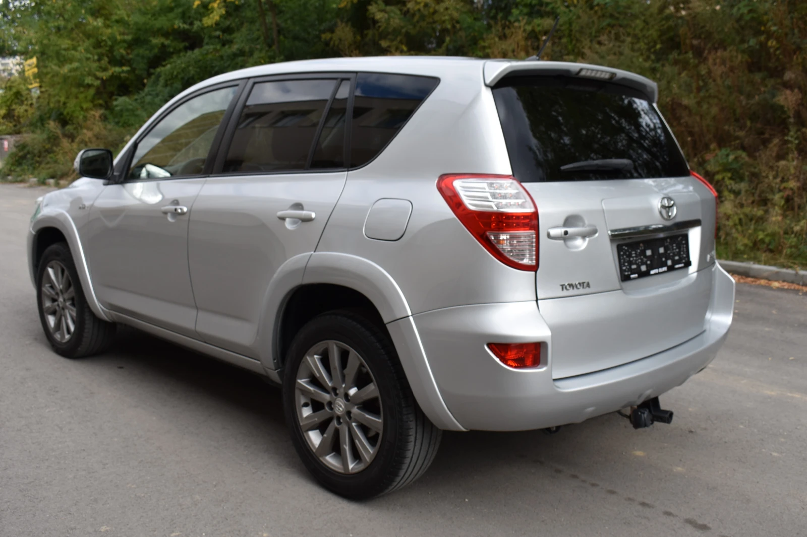 Toyota Rav4 2.2D/150kc= FACELIFT= 4X4= AUTOMAT= КОЖА;НАВИ= ТОП - изображение 3