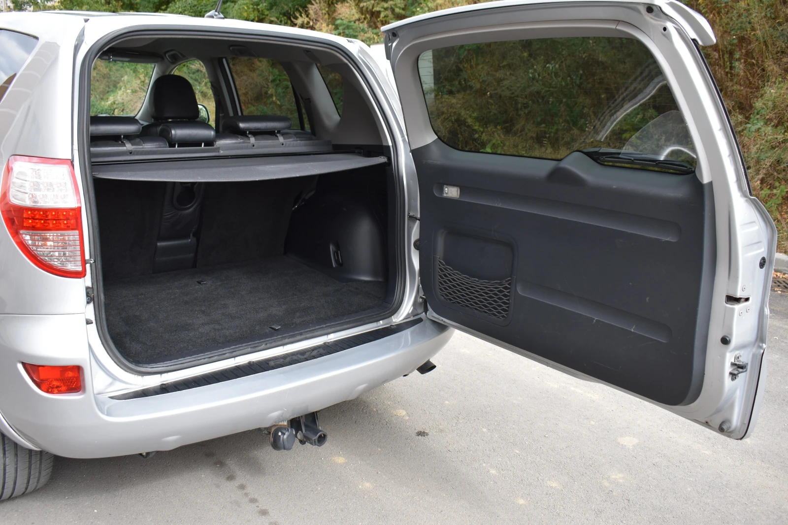 Toyota Rav4 2.2D/150kc= FACELIFT= 4X4= AUTOMAT= КОЖА;НАВИ= ТОП - изображение 9
