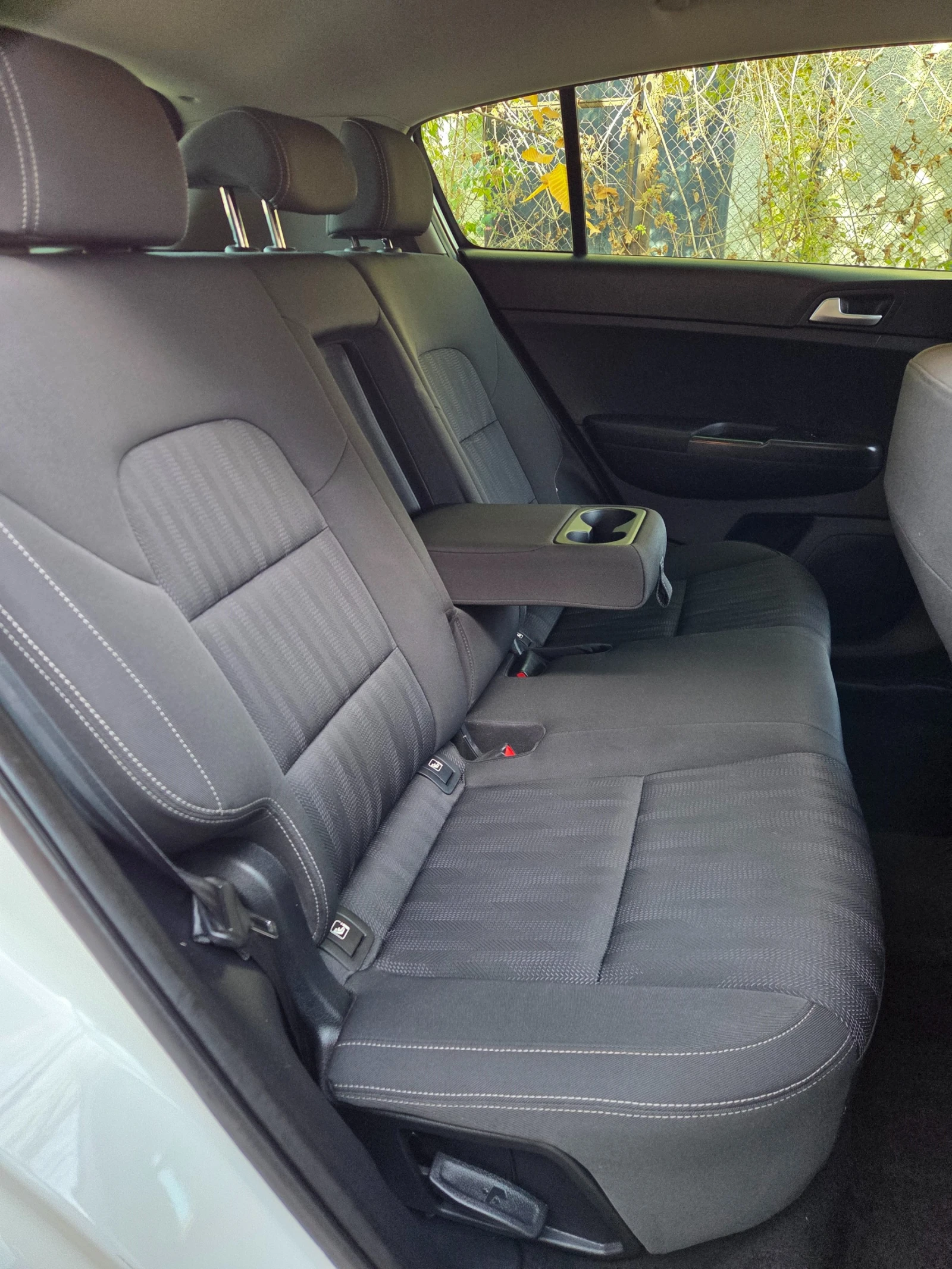 Kia Sportage   1.7CRDi* NAVI* CAMERA* TOP*  | Mobile.bg   11