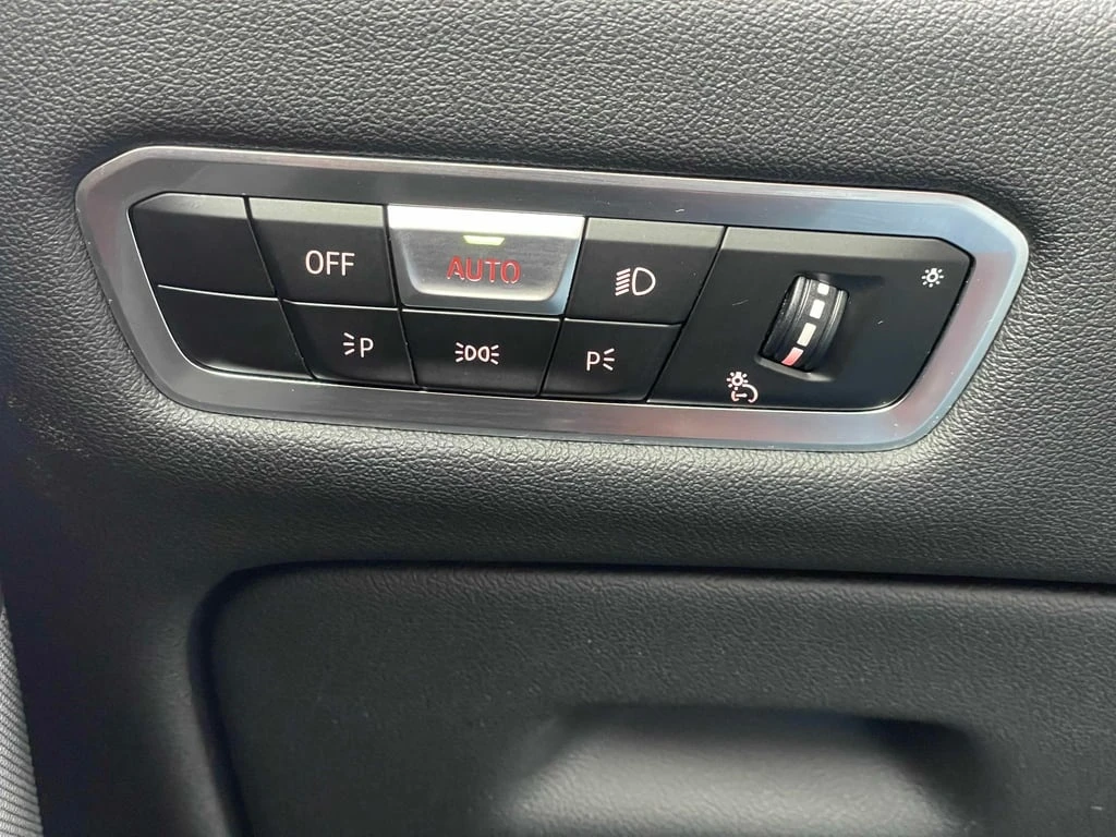 BMW X6 * xDrive40i * CARFAX *    | Mobile.bg   17