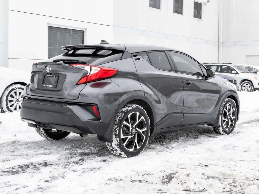 Toyota C-HR * ZGX10L * CARFAX * ЦЕНА ДО БГ - изображение 6