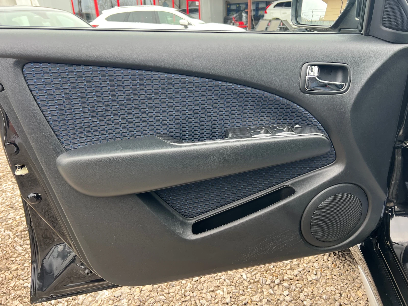 Mitsubishi Outlander 2.4* 4�4* ���������* ���������*  | Mobile.bg � ����������� 15