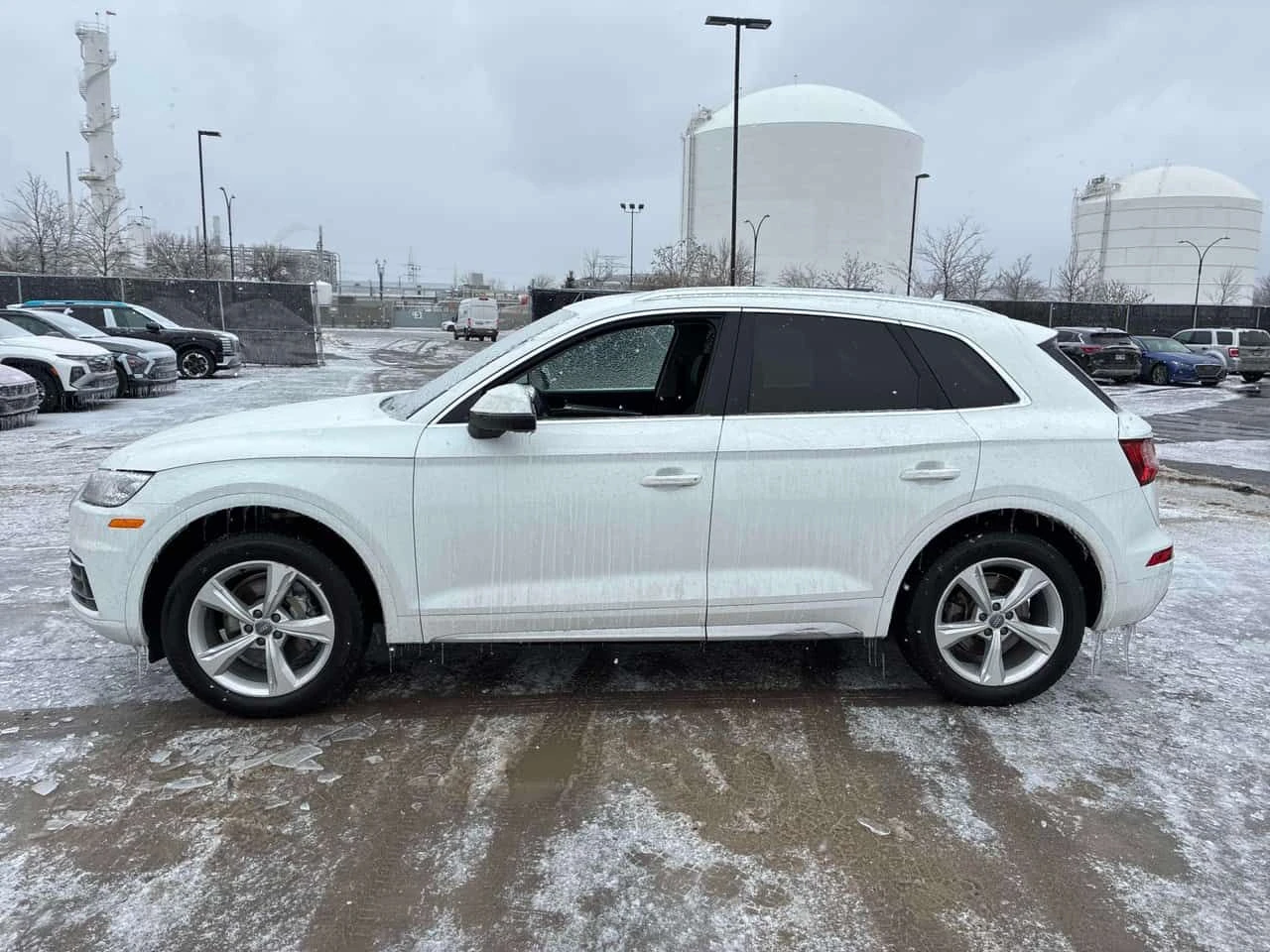 Audi Q5 * Progressiv * БЕЗ ЗАБЕЛЕЖКИ* PANORAMA* ПОДГРЕВИ* , снимка 2 - Автомобили и джипове - 54002329