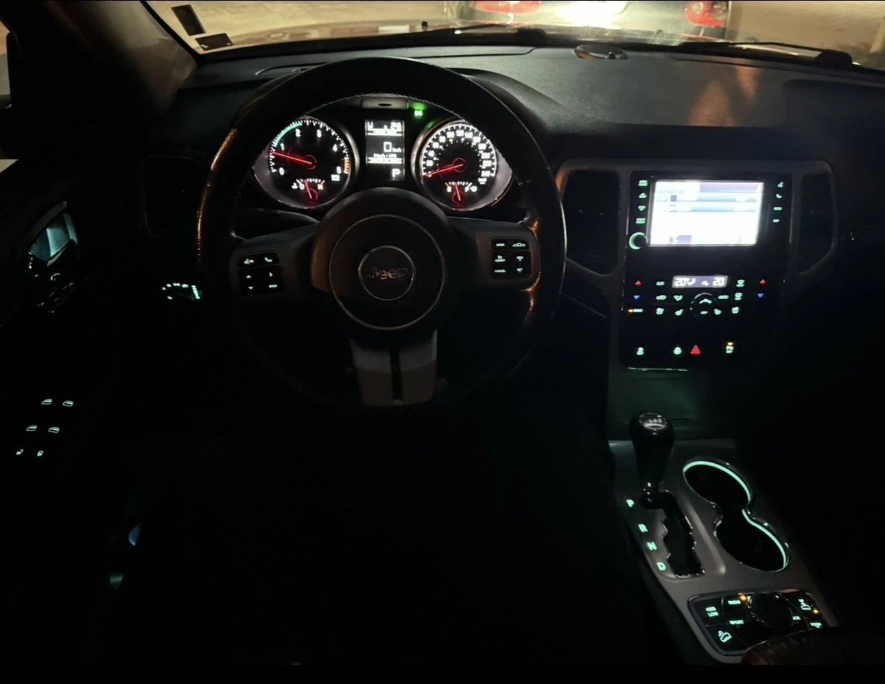 Jeep Grand cherokee 3.0CDI, снимка 15 - Автомобили и джипове - 54231145