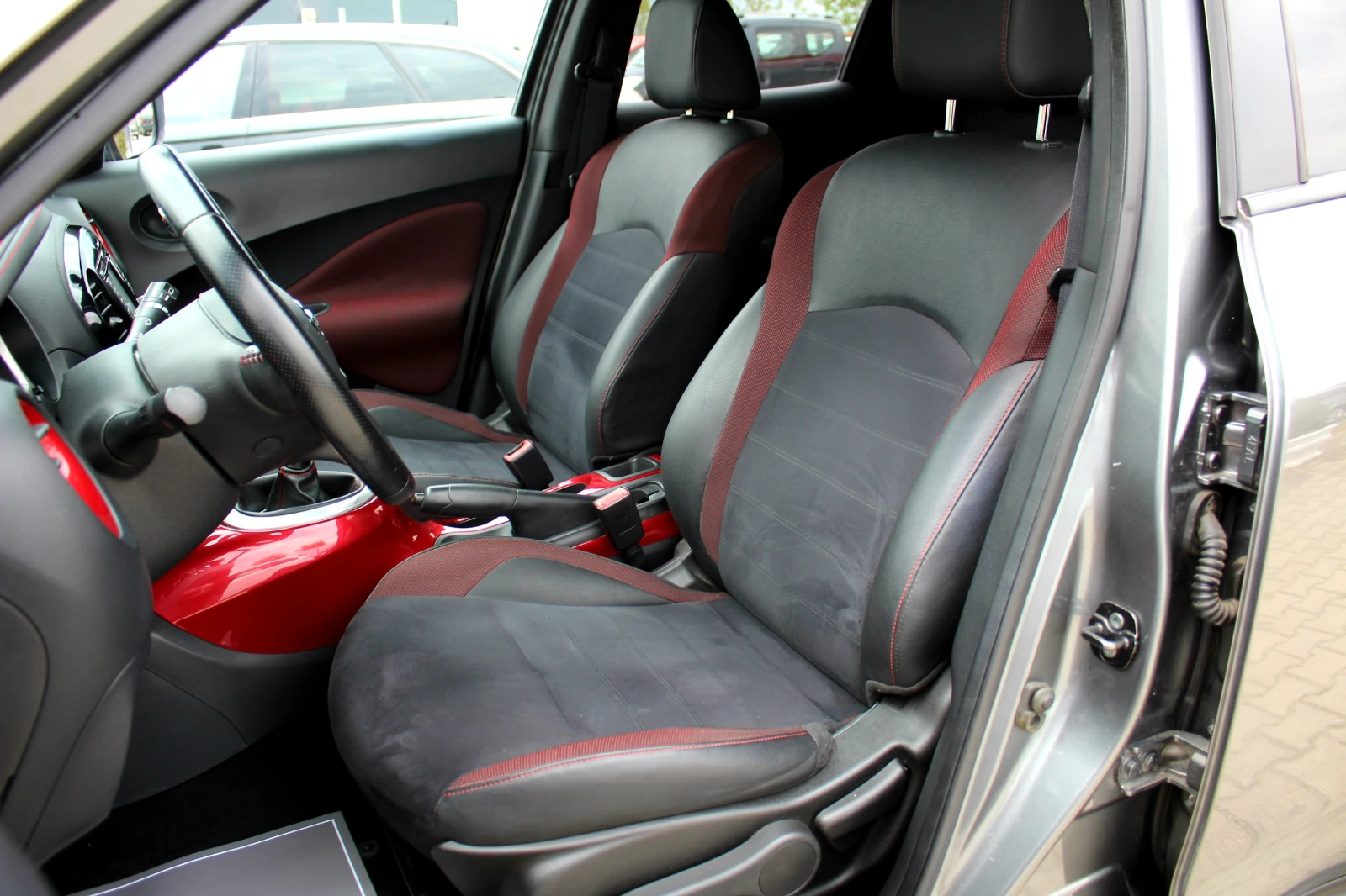 Nissan Juke 1.5DCi FACELIFT/EURO 6B/СОБСТВЕН ЛИЗИНГ, снимка 10 - Автомобили и джипове - 54359025