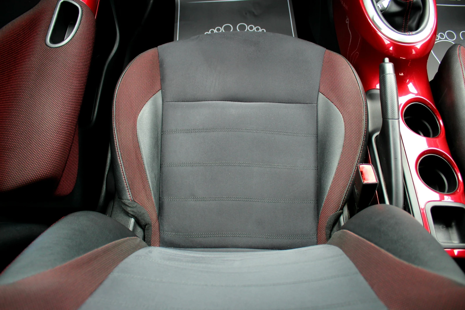 Nissan Juke 1.5DCi FACELIFT/EURO 6B/СОБСТВЕН ЛИЗИНГ, снимка 14 - Автомобили и джипове - 54359025