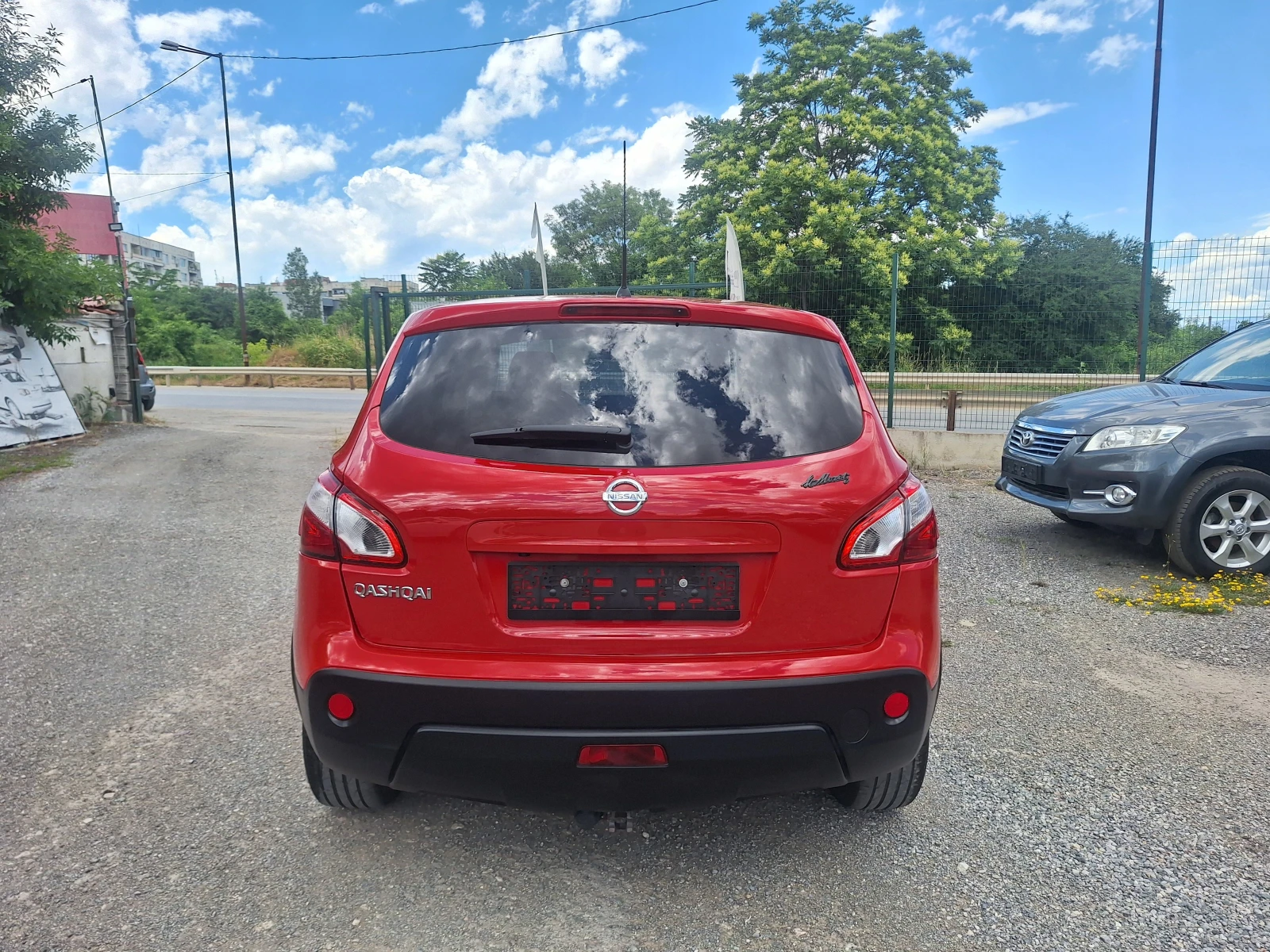 Nissan Qashqai 2.0i-4x4-NAVI-PANORAMA, снимка 5 - Автомобили и джипове - 54931246