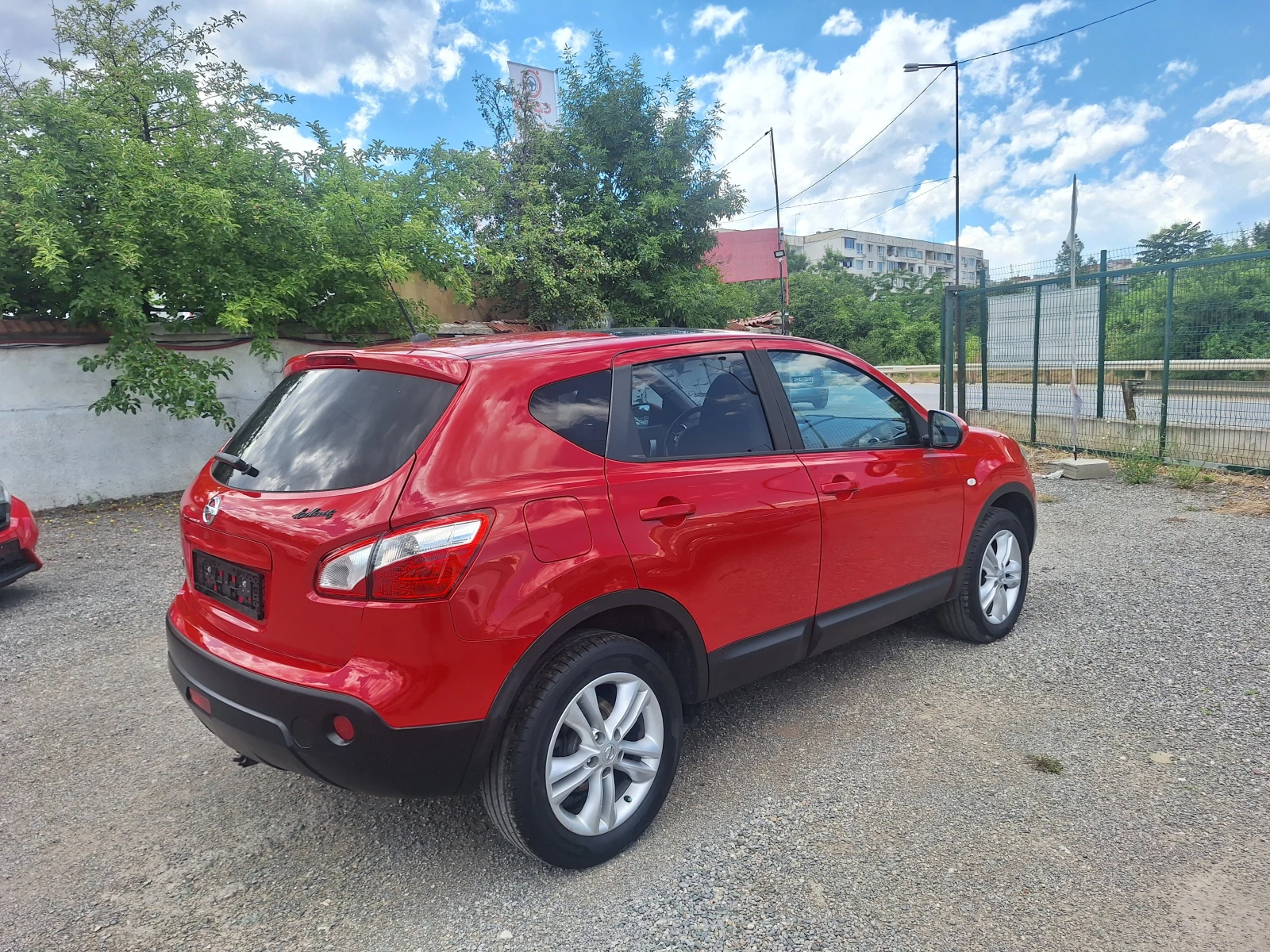 Nissan Qashqai 2.0i-4x4-NAVI-PANORAMA, снимка 4 - Автомобили и джипове - 54931246