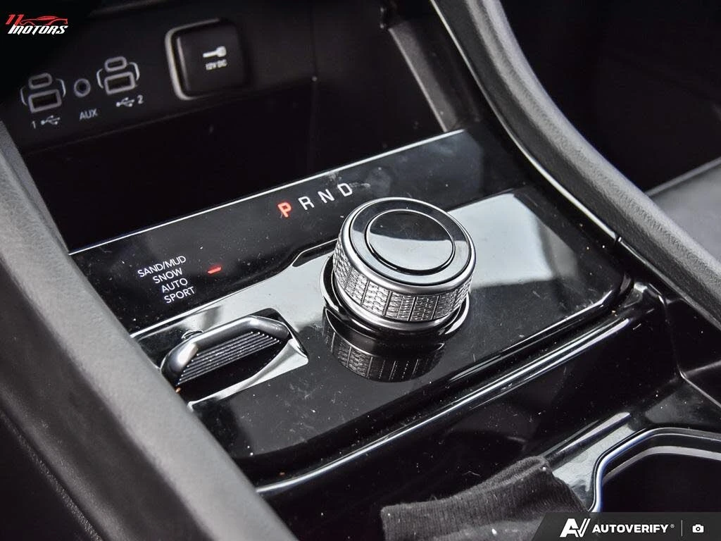 Jeep Grand cherokee 3.6* LIMITED* DISTRONIC* LANE ASSIST* КАМЕРА, снимка 14 - Автомобили и джипове - 54971104