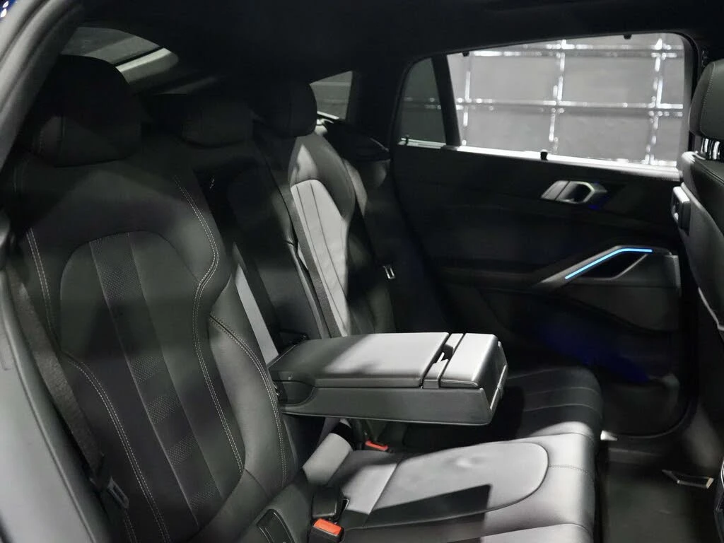 BMW X6 xDrive40i, снимка 16 - Автомобили и джипове - 55217771