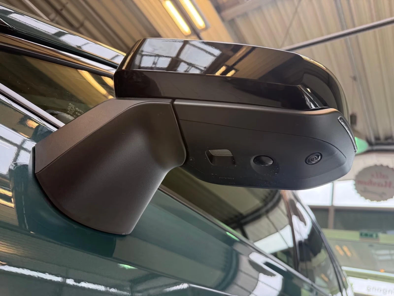 Toyota Rav4 НОВ!/LOUNGE/194HP/PANO/360/4X4/HUD/JBL/MEMO/489q, снимка 16 - Автомобили и джипове - 55308670