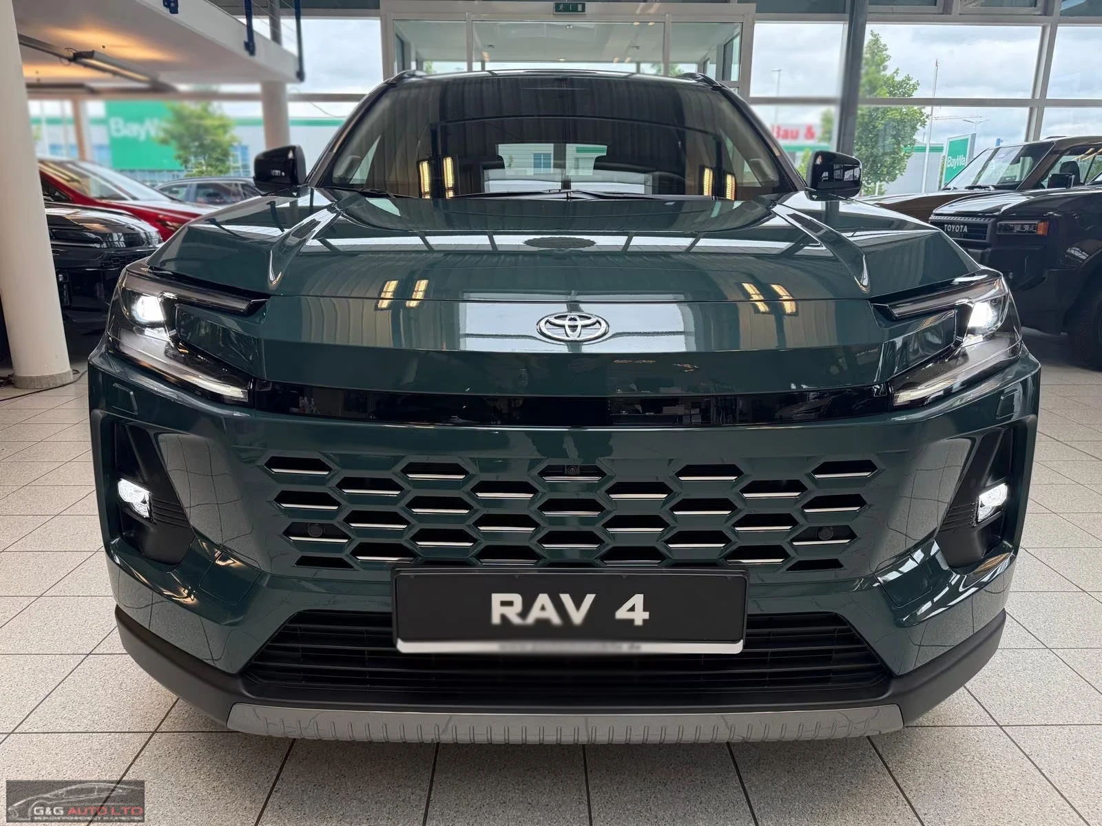 Toyota Rav4 НОВ!/LOUNGE/194HP/PANO/360/4X4/HUD/JBL/MEMO/489q, снимка 2 - Автомобили и джипове - 55308670
