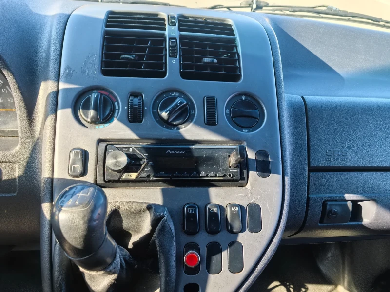 Mercedes-Benz Vito 220CDI 122ks, снимка 13 - Бусове и автобуси - 53468580