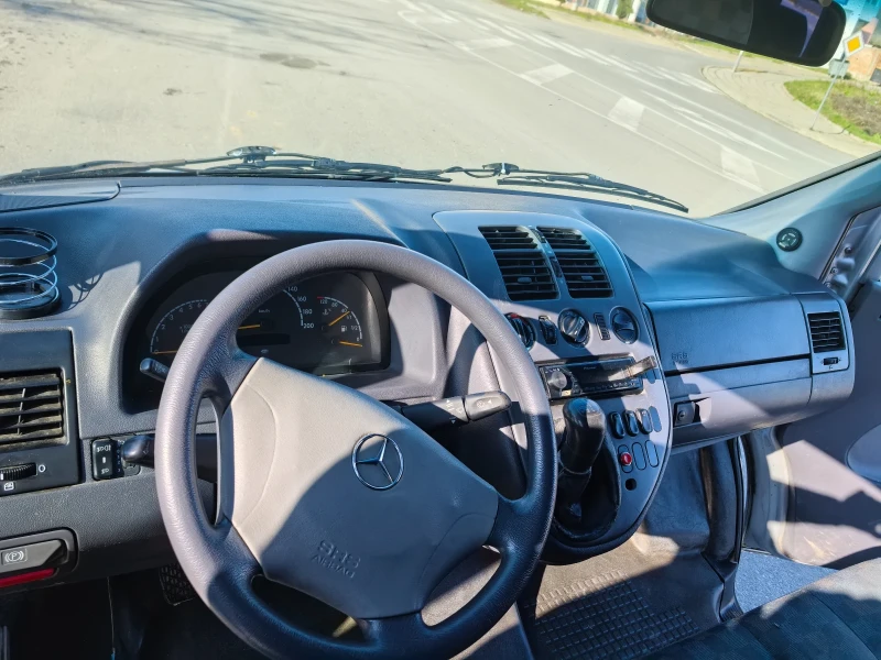 Mercedes-Benz Vito 220CDI 122ks, снимка 12 - Бусове и автобуси - 53468580