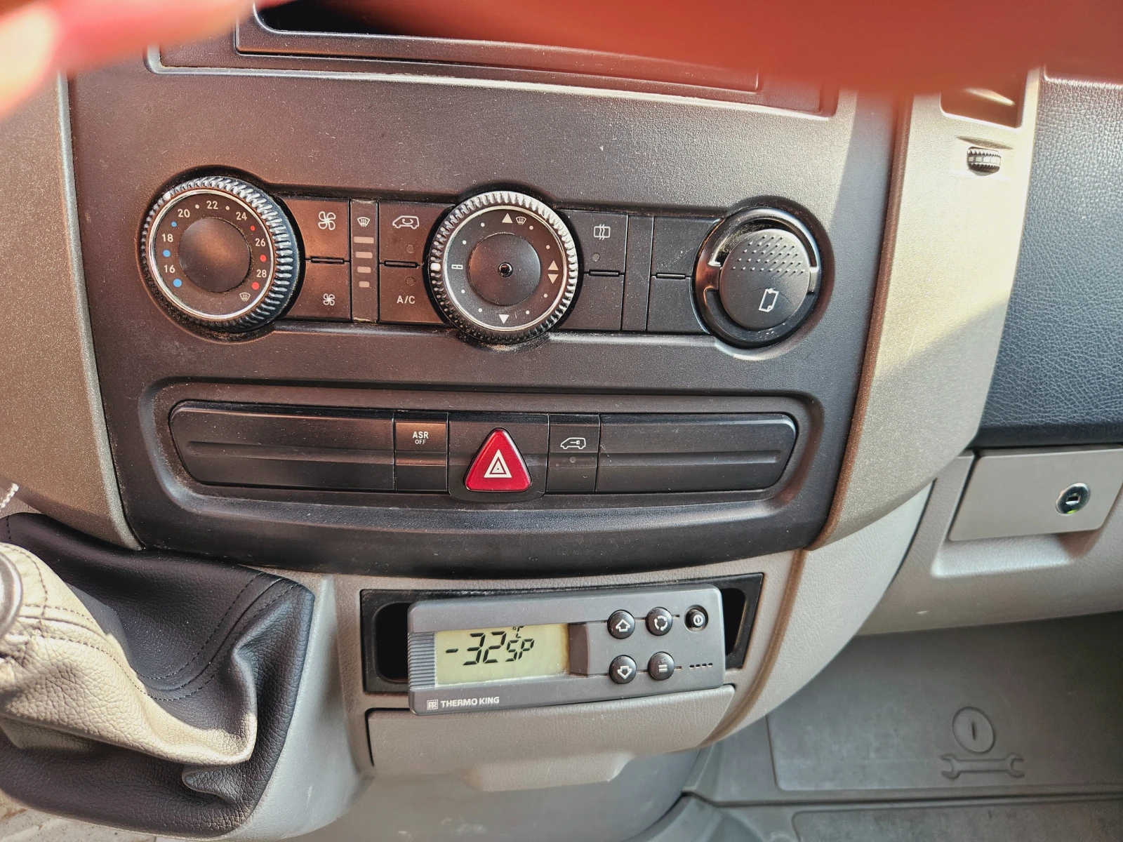 Mercedes-Benz Sprinter 418   | Mobile.bg   12