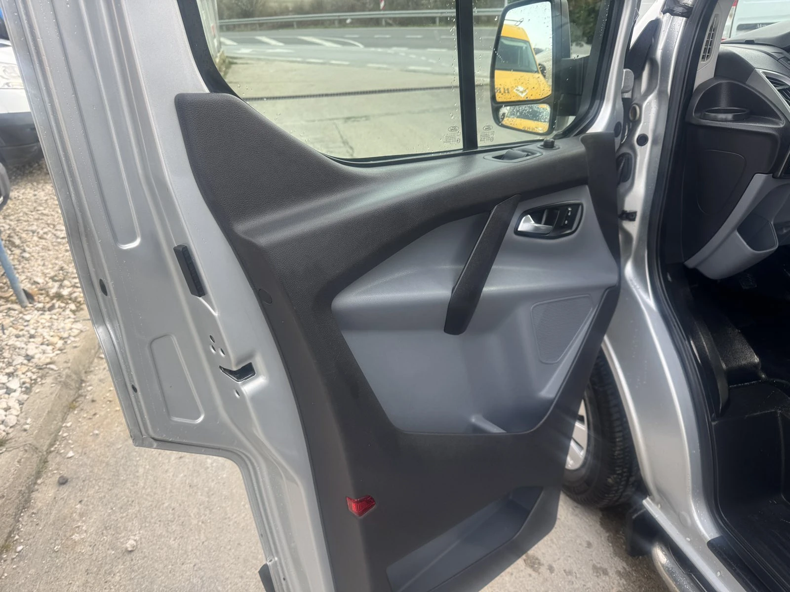 Ford Transit Custom LONG, 9местен, KLIMA, снимка 12 - Бусове и автобуси - 53915439