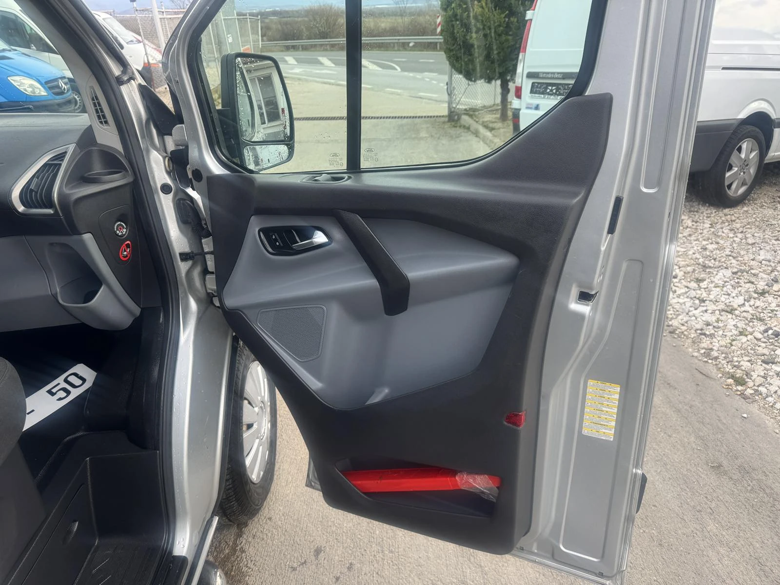 Ford Transit Custom LONG, 9местен, KLIMA, снимка 7 - Бусове и автобуси - 53915439