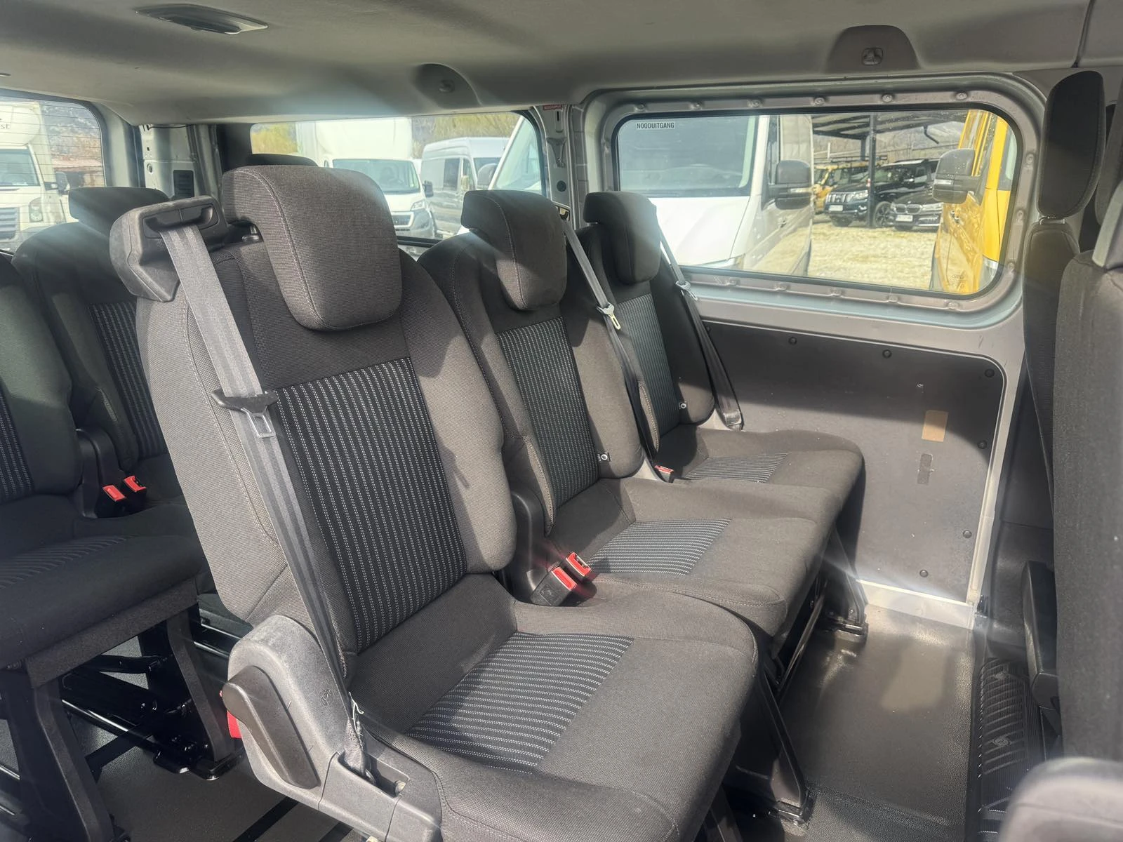 Ford Transit Custom LONG, 9местен, KLIMA, снимка 11 - Бусове и автобуси - 53915439