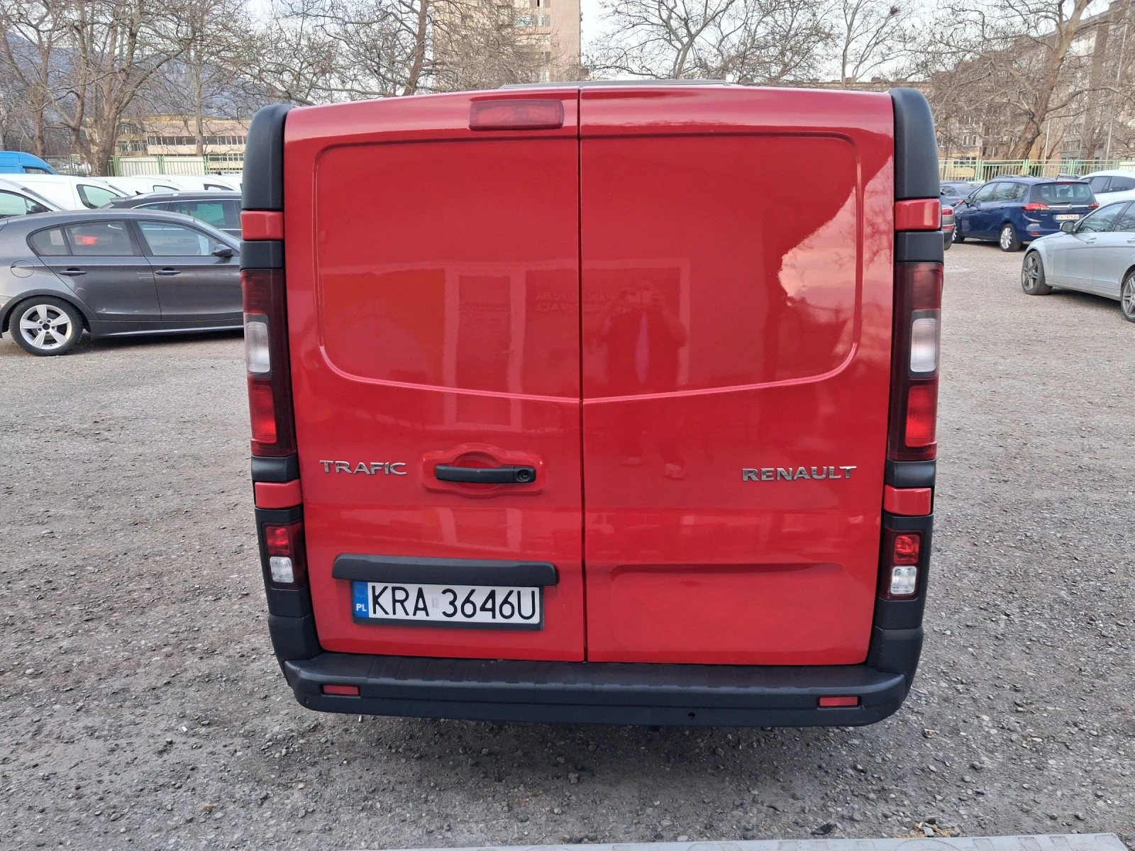 Renault Trafic DCI 115, Хладилен, темпомат, 6 скорости, ТОП, снимка 6 - Бусове и автобуси - 53990503