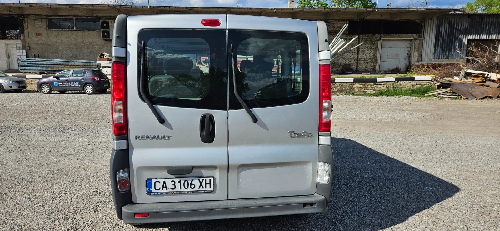 Renault Trafic 8+ 1 2.0 dci, снимка 3 - Бусове и автобуси - 54351860