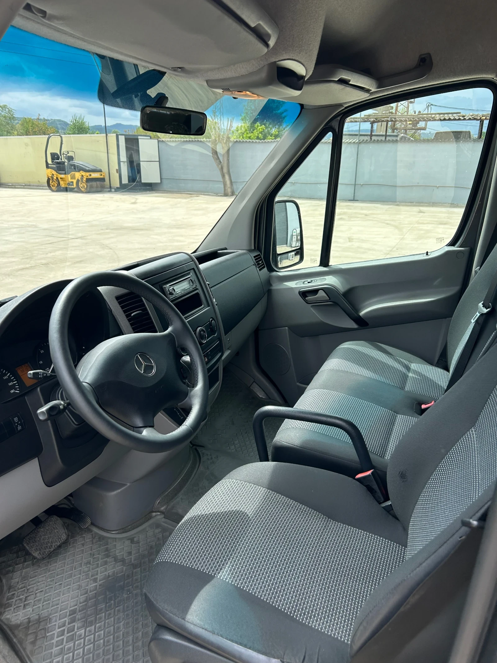 Mercedes-Benz Sprinter 319, снимка 8 - Бусове и автобуси - 54485041