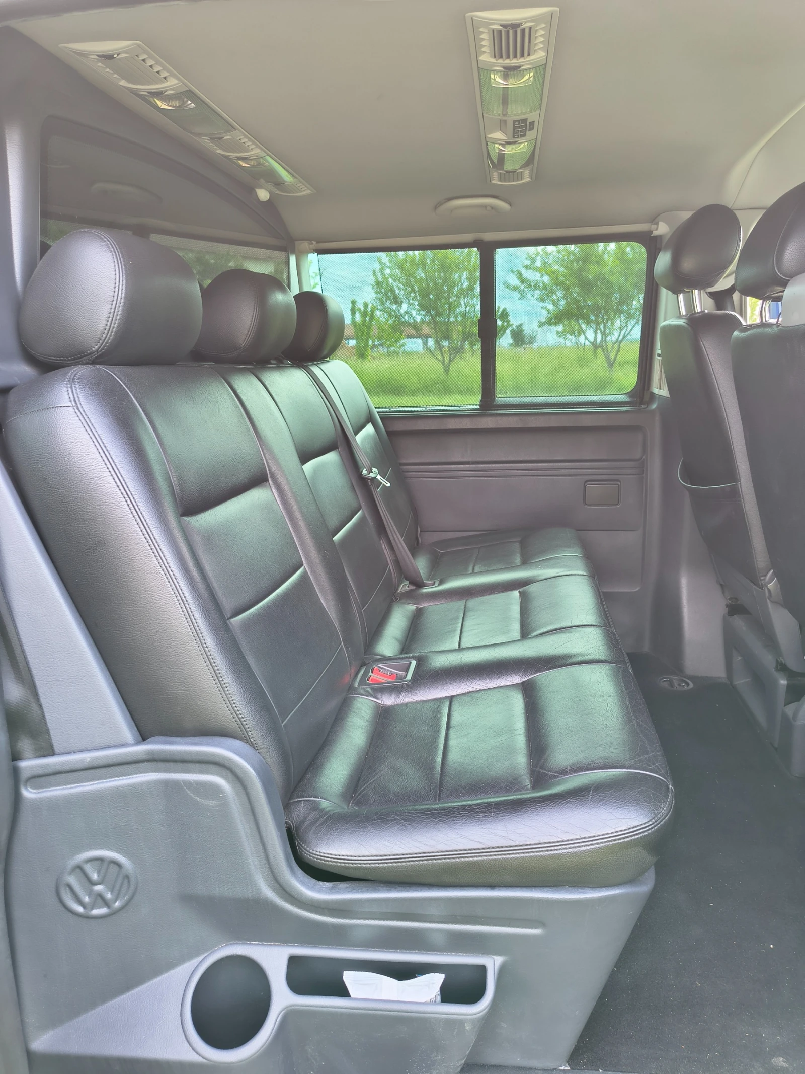 VW T5 HighLine, снимка 13 - Бусове и автобуси - 54687304