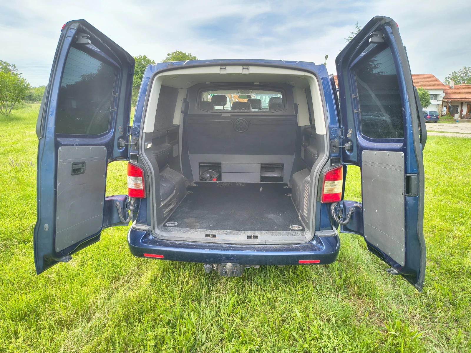 VW T5 HighLine, снимка 15 - Бусове и автобуси - 54687304
