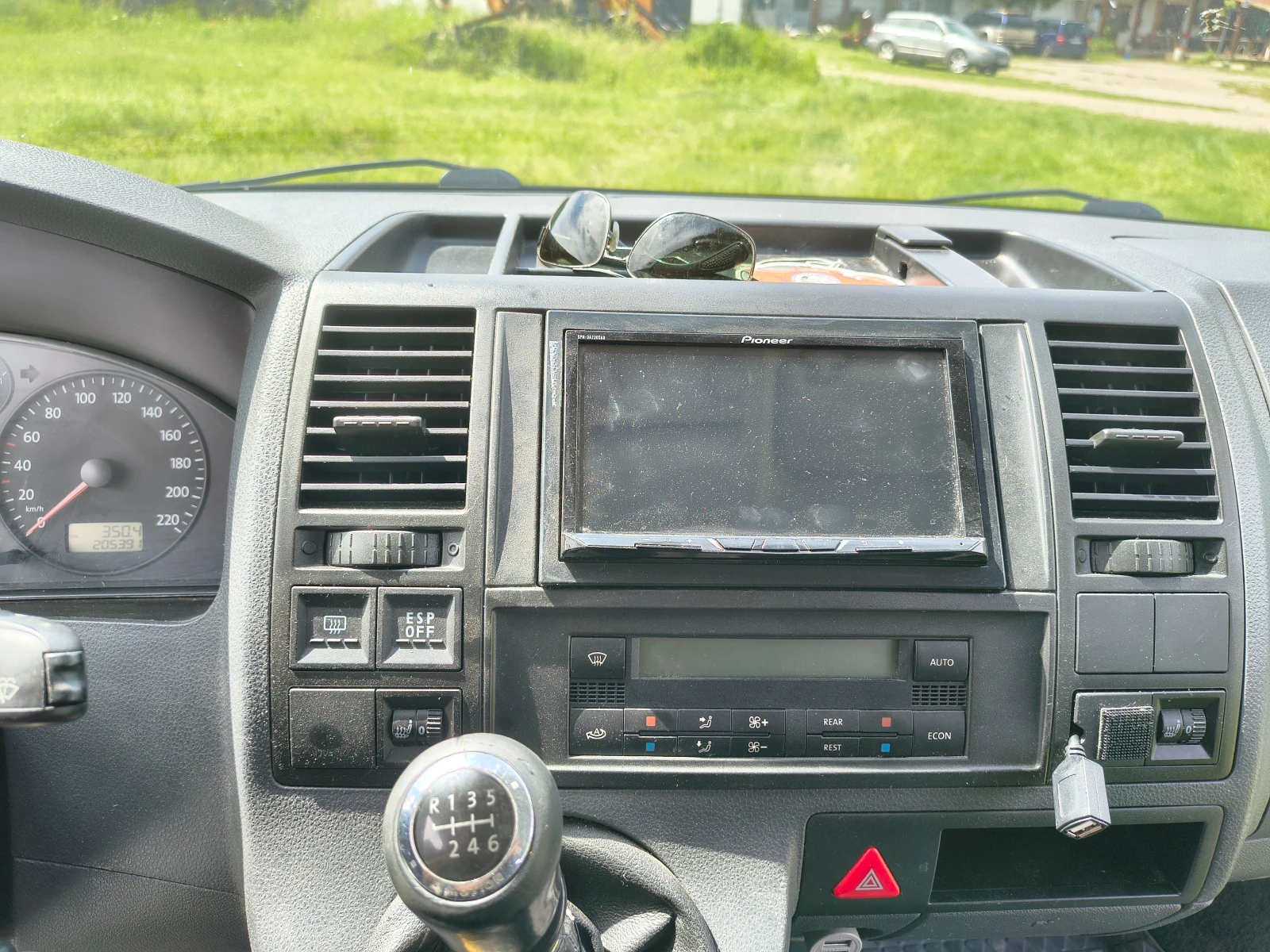 VW T5 HighLine, снимка 12 - Бусове и автобуси - 54687304