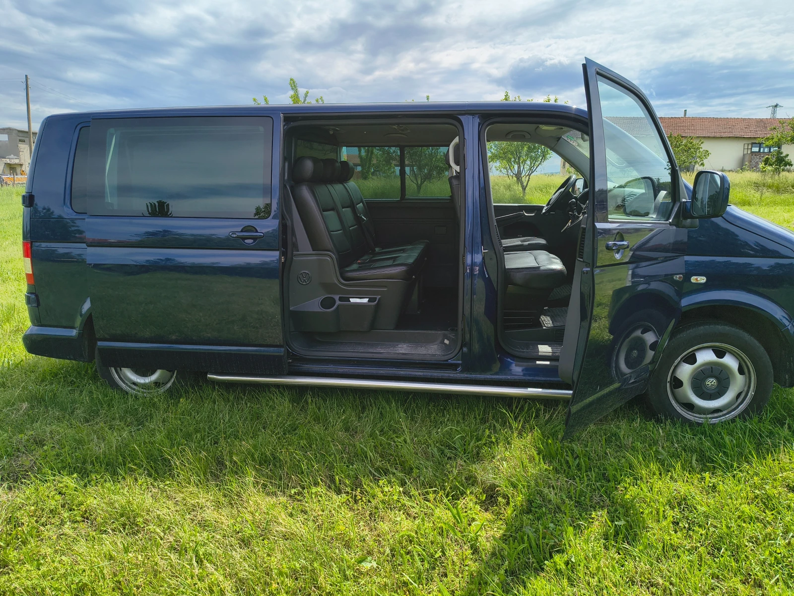 VW T5 HighLine, снимка 9 - Бусове и автобуси - 54687304