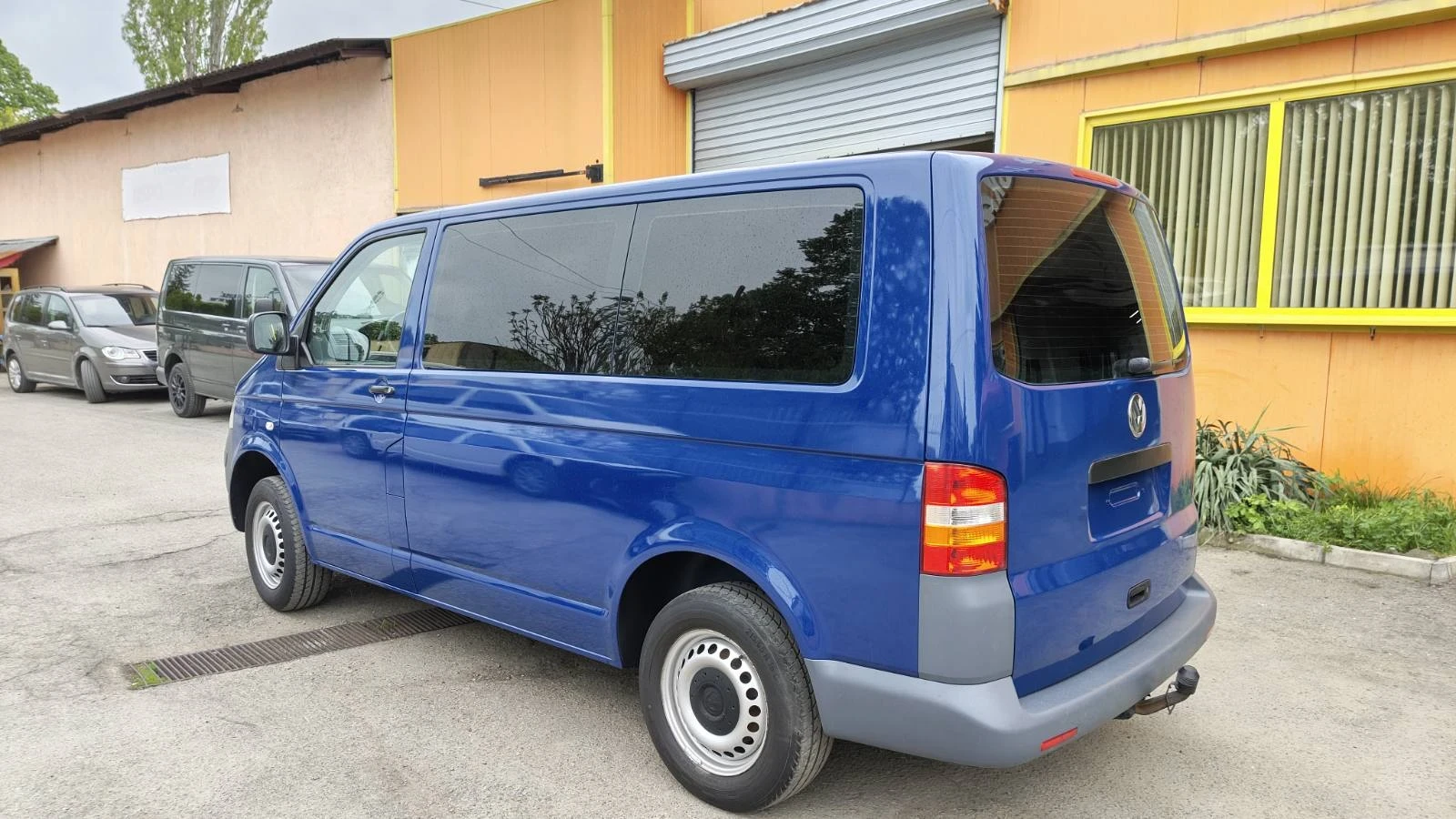 VW T5 1.9 TDI klima, снимка 5 - Бусове и автобуси - 54757419