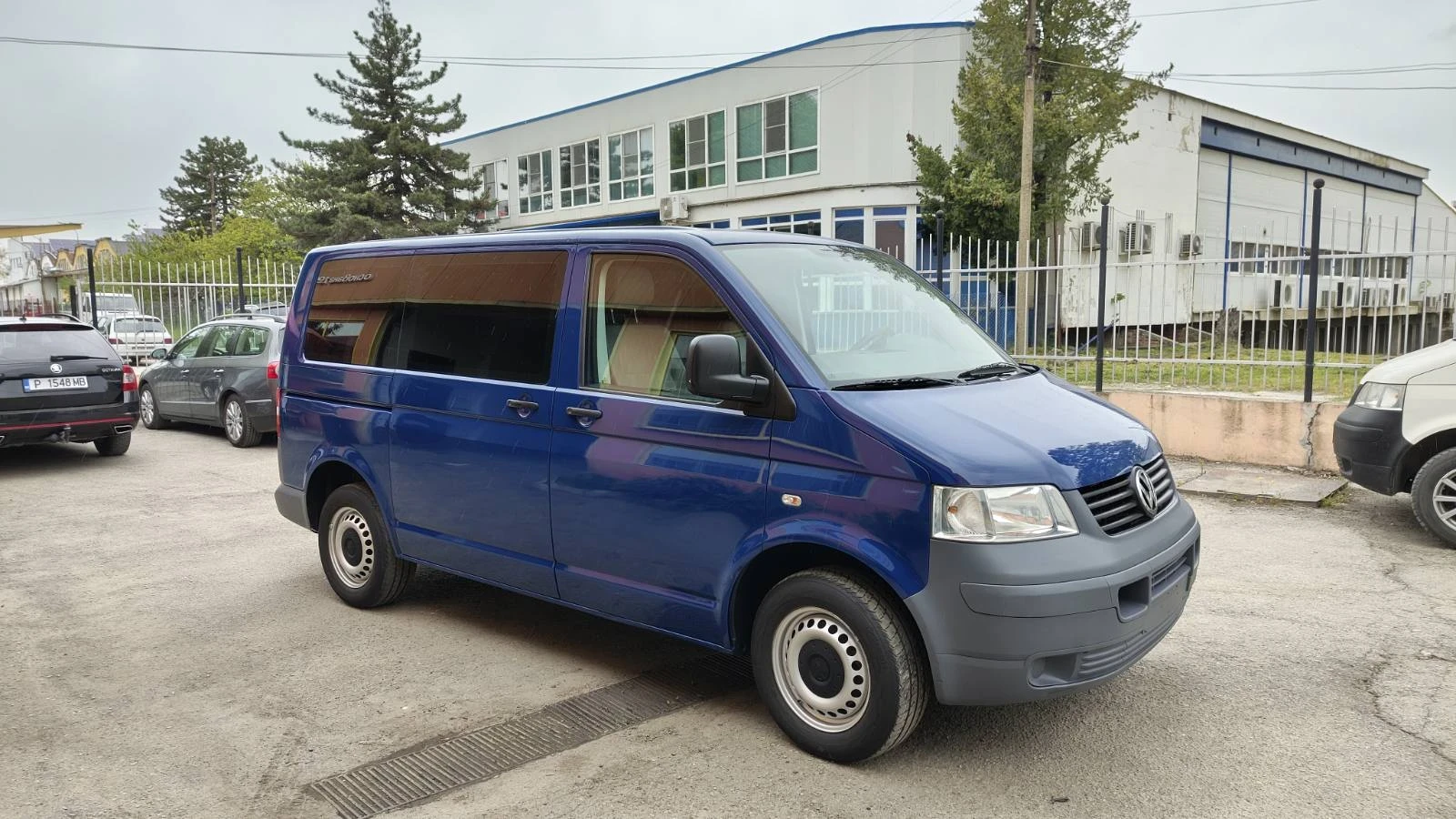 VW T5 1.9 TDI klima, снимка 3 - Бусове и автобуси - 54757419