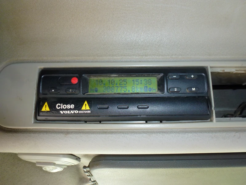 Volvo Fh 12 460 САМОСВАЛНА ПОМПА, снимка 9 - Камиони - 52010518